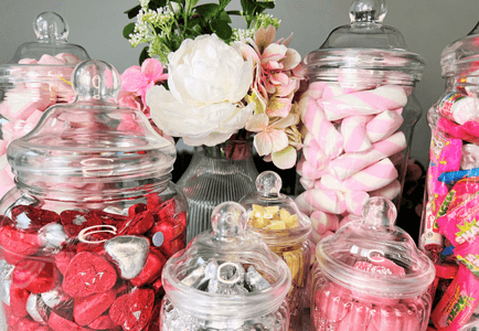 Choosing perfect wedding sweets