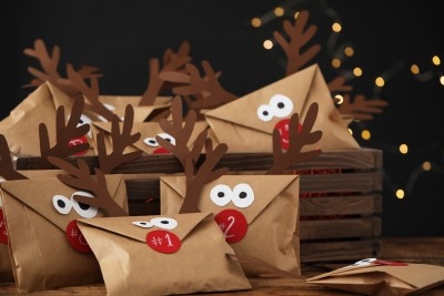 These Reindeer Advent Calendars are so easy to make, and they're adorable, too!