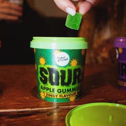 Treat Kitchen Sour Green Apple Cubes Tub 90g